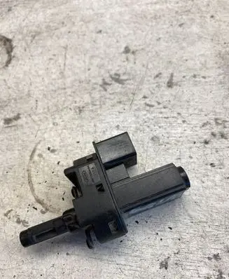Brake pedal sensor switch