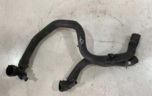 Volkswagen Golf VII Engine coolant pipe/hose 5Q0121049 5Q0121049AD