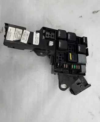 Jaguar XF X250 Fuse module AX2314290AHB AX2314290