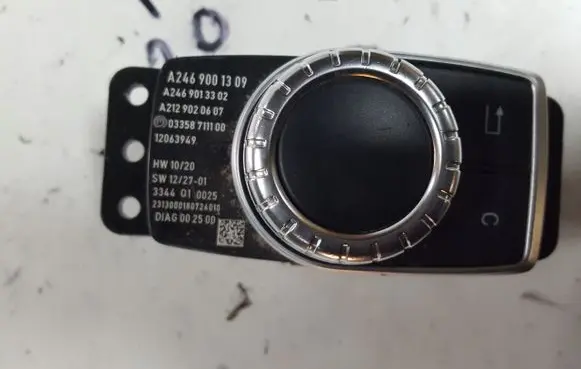 Mercedes-Benz B W246 W242 Multifunctional control switch/knob A2469001309