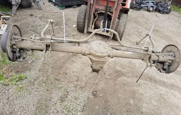 Mercedes-Benz Sprinter W907 W910 Rear axle beam A9073500301 004071078