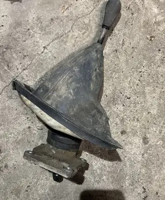 Nissan Terrano Gear shifter/selector 