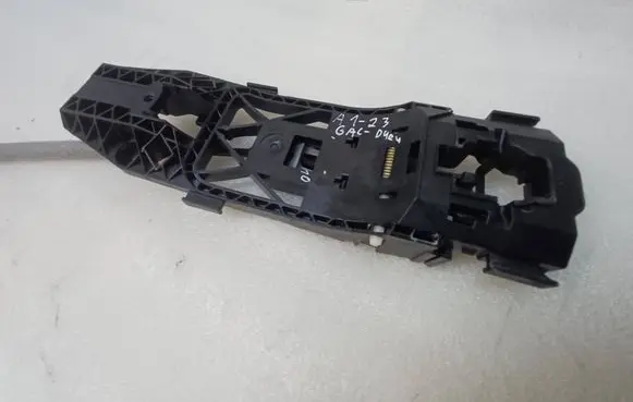 Audi A1 Rear door exterior handle/bracket 8V0839885 12072406S