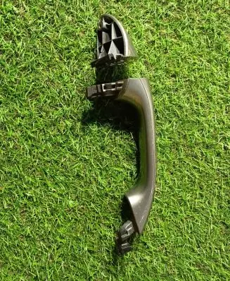 Mercedes-Benz ML W164 Front door exterior handle/bracket A1647660201