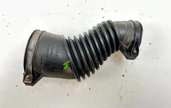 Honda CR-V Intercooler hose/pipe 