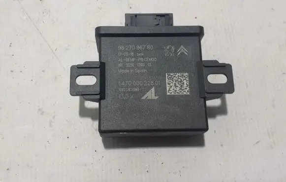 Peugeot 5008 Light module LCM 9827096780