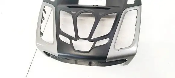 Ford Focus Center console BM5118835