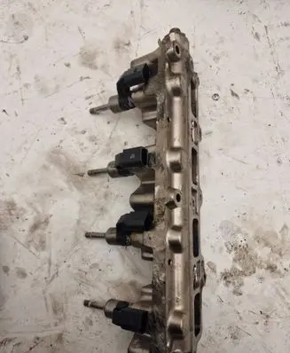 Volkswagen Golf VI Fuel injectors set 03C9061 2677677 2677677a2q