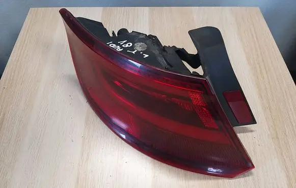 Audi A3 S3 8V Rear/tail lights 8V4945095D