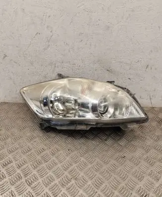 Toyota Auris 150 Headlight/headlamp 8111002A40 89903691 89903723