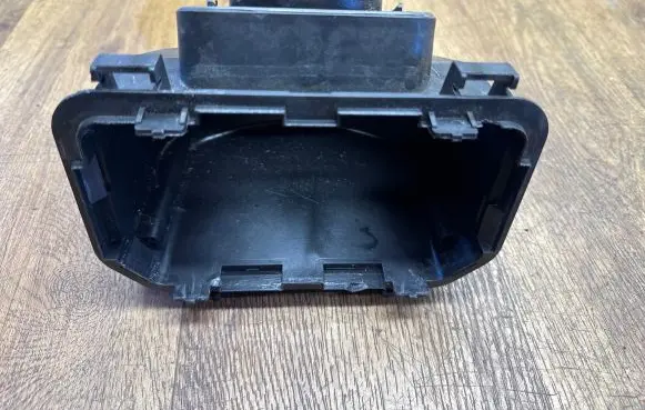 BMW 2 F22 F23 Fuse box cover 9224854