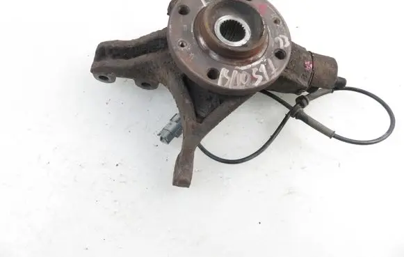 Peugeot 307 Front wheel hub spindle knuckle 