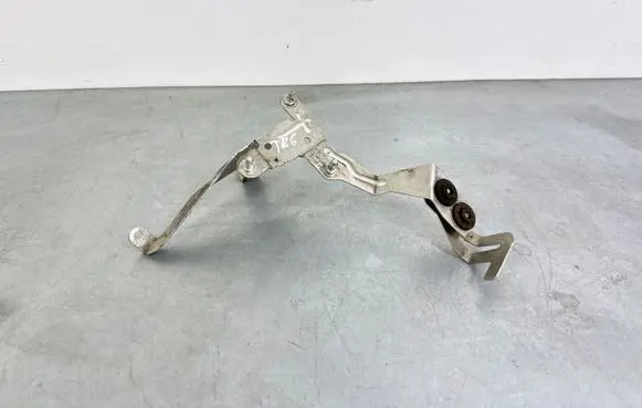Volkswagen Touareg III Battery bracket 4M1614143E