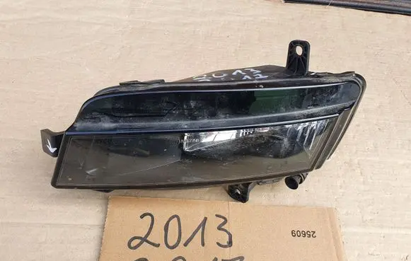 Volkswagen Golf VII Front fog light 5G0941661D