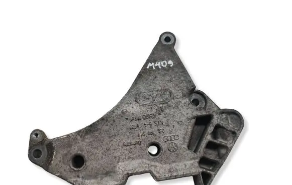 Skoda Yeti (5L) Engine mounting bracket 03L199207