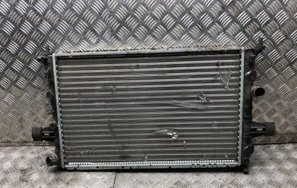 Opel Astra G Coolant radiator