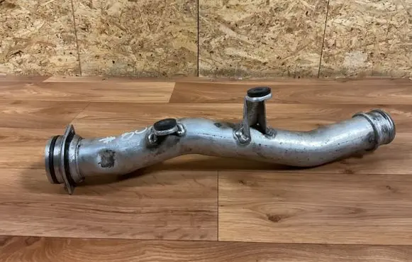 Volkswagen Touareg II Intercooler hose/pipe 7P0145762A