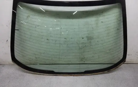 Peugeot 607 Rear windscreen/windshield window 