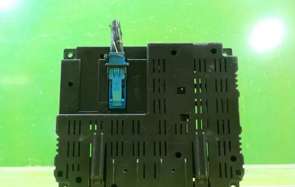 Fiat 500 Central body control module 51857617 XP215