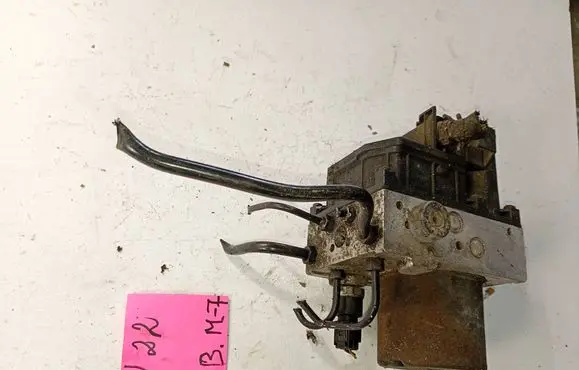 Volkswagen PASSAT B5 ABS Pump ESP0124C 0265950055