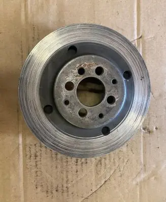 Audi A4 S4 B5 8D Crankshaft pulley 028105243Q