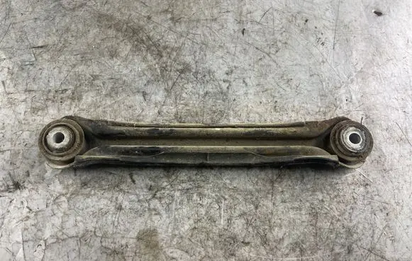 Mercedes-Benz E W210 Rear control arm 2013520988