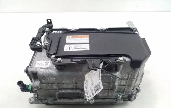 Toyota Prius+ (ZVW40) Voltage converter inverter G920029015