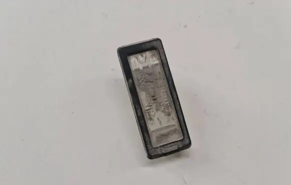 Renault Scenic II - Grand scenic II Number plate light 8200013577 57749