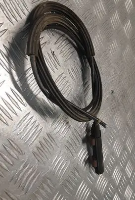 Seat Leon (1P) Engine bonnet/hood lock release cable 1P1823535
