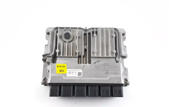 BMW 5 G30 G31 Engine control unit/module 8599197 0281034289 030110111