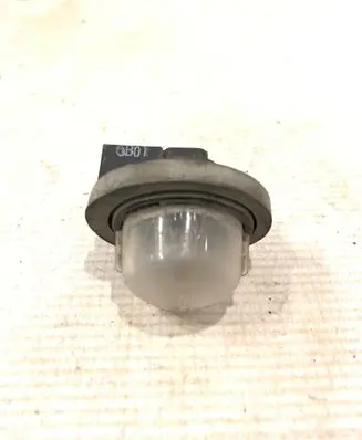Suzuki SX4 Number plate light