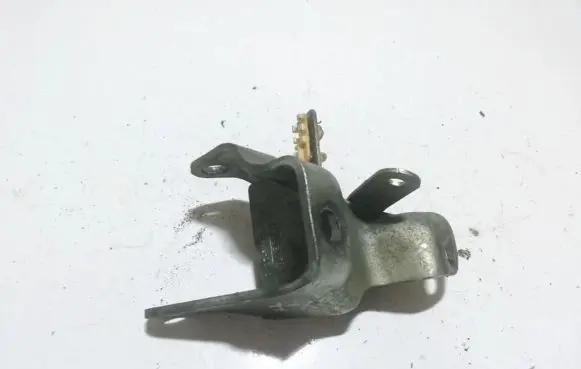 Jaguar XF Engine mounting bracket 9x2q6k685gb