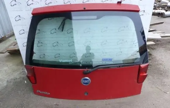 Fiat Punto (188) Tailgate/trunk/boot lid