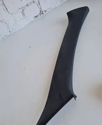 Mitsubishi Eclipse (D) pillar trim (bottom) MR320676 1556