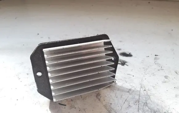 Ford Focus Heater blower fan relay 0778000780