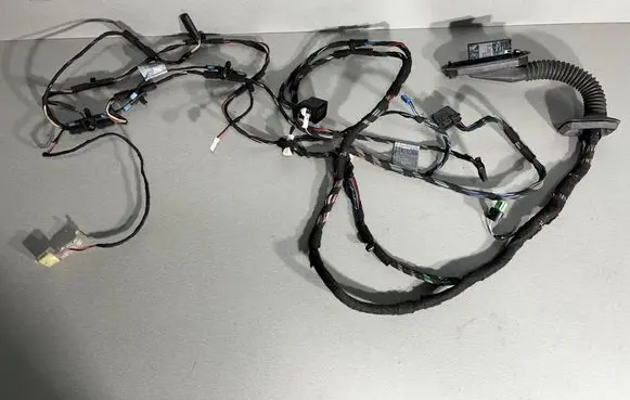 BMW M3 e92 Front door wiring loom 6957114 11107811