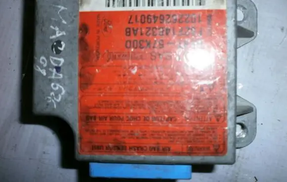 Mazda 626 Airbag control unit/module GE4T57K30D F82F14B3212AC