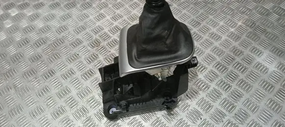 Citroen C4 II Gear shifter/selector