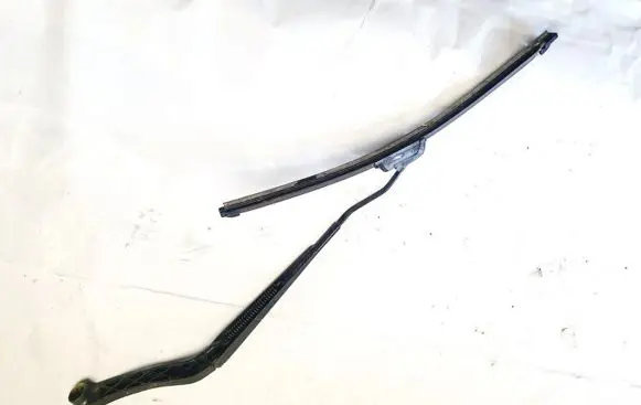 Opel Insignia A Front wiper blade arm 13227401