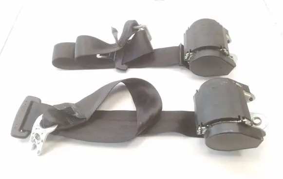Audi A5 8T 8F Rear seatbelt 8K0857805R