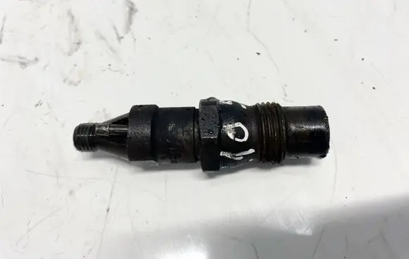 Fuel injector