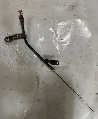 Toyota Land Cruiser (HDJ90) Oil level dip stick 