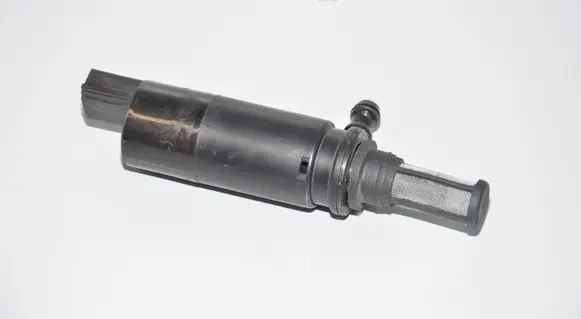 BMW 3 E92 E93 Headlight washer pump 6973097