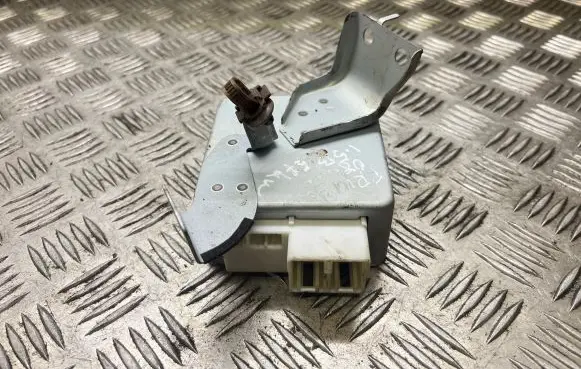 Toyota Prius (NHW20) Power steering control unit/module 8965047210 1129001131