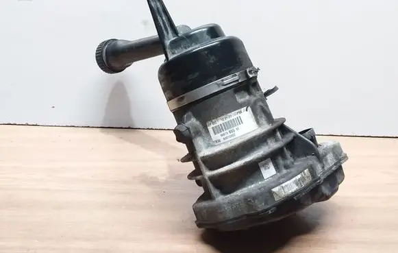 Citroen C4 I Picasso Power steering pump 9681965580
