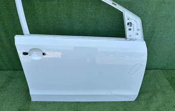 Volkswagen Up Front door 1S4831312F