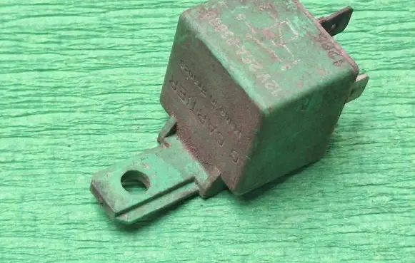 Ford Mondeo Mk III Other relay 12V25A03608 1286
