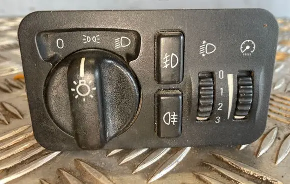 Opel Frontera B Light switch 897177959C 53192800