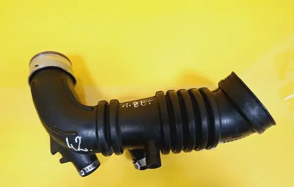 Intercooler hose/pipe