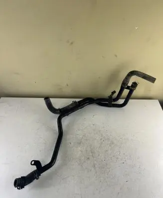 Volkswagen Touareg I Engine coolant pipe/hose